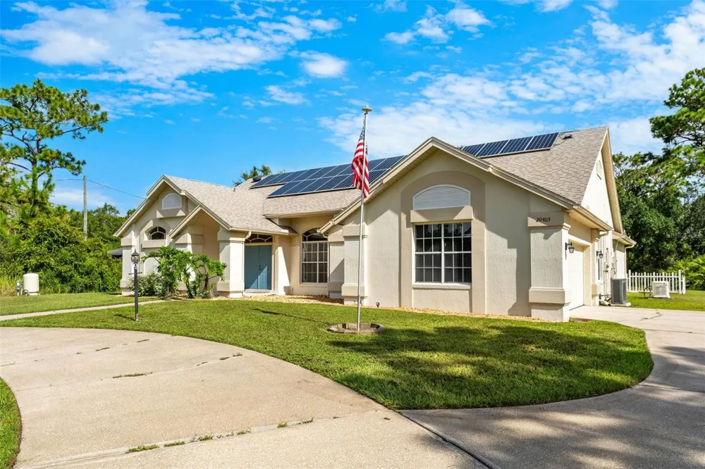 20403 QUINLAN STREET Orlando, FL 32833