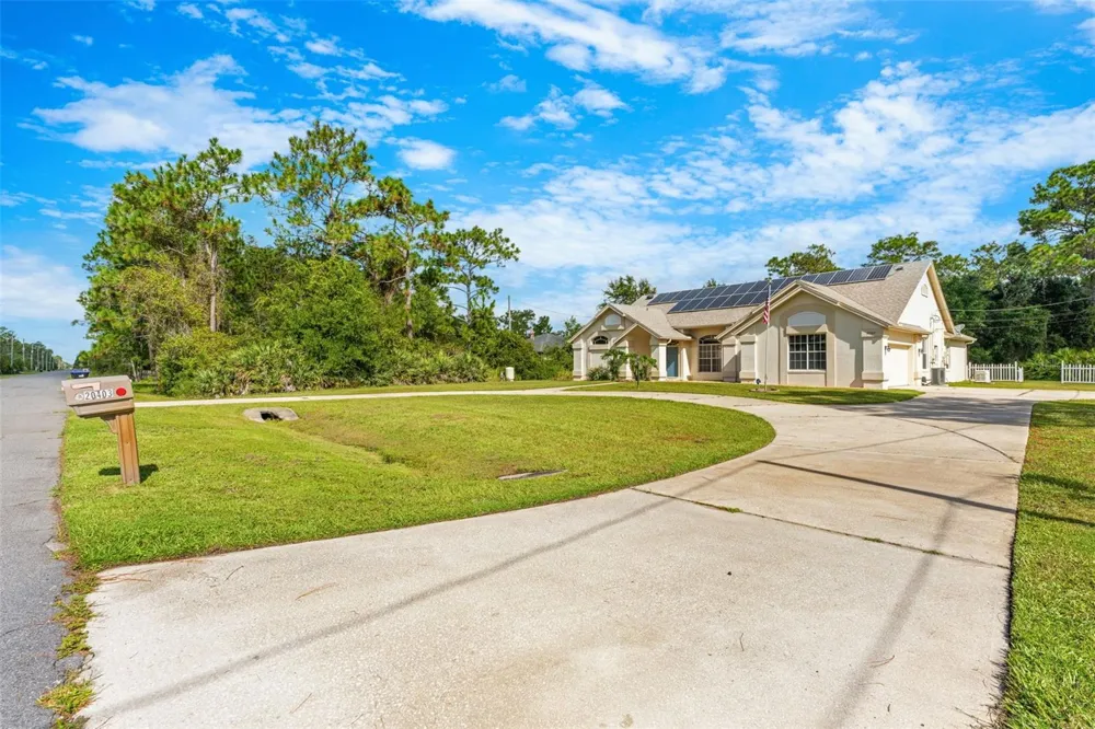 20403 QUINLAN STREET Orlando, FL 32833