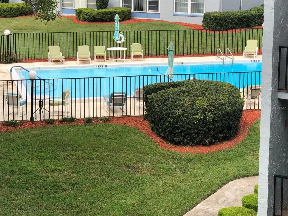333 LAKE HOWARD DRIVE NW #302B Winter Haven, FL 33880