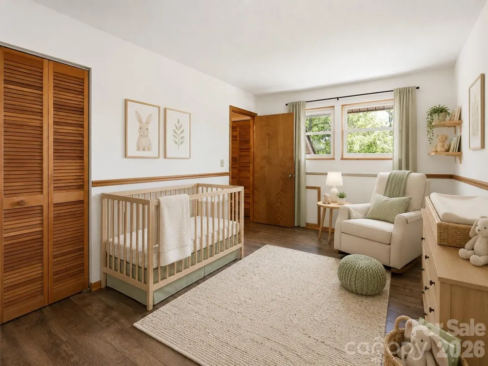 207 Wood Dale Drive Hendersonville, NC 28791