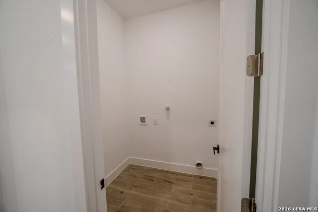 109 W Eli Chandler Blanco, TX 78606