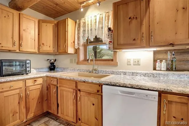131 GCR 566 Granby, CO 80446