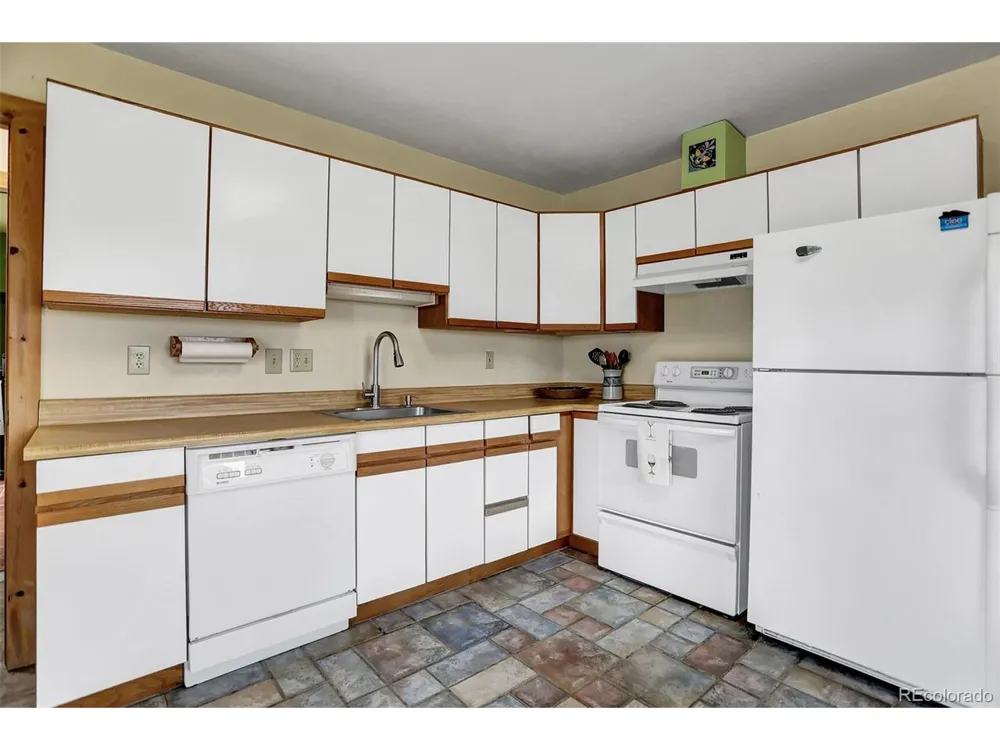 131 GCR 566 Granby, CO 80446