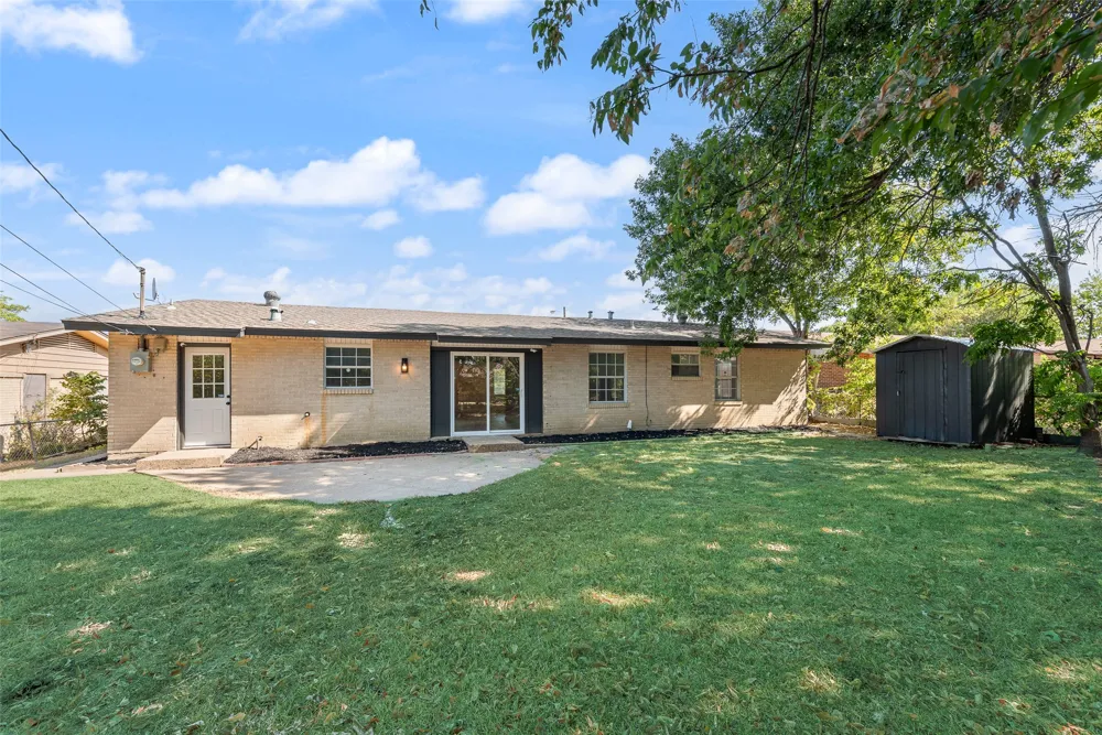934 Fairwood Drive Dallas, TX 75232