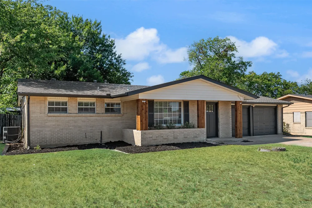 934 Fairwood Drive Dallas, TX 75232