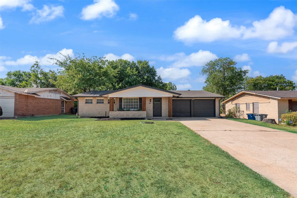 934 Fairwood Drive Dallas, TX 75232