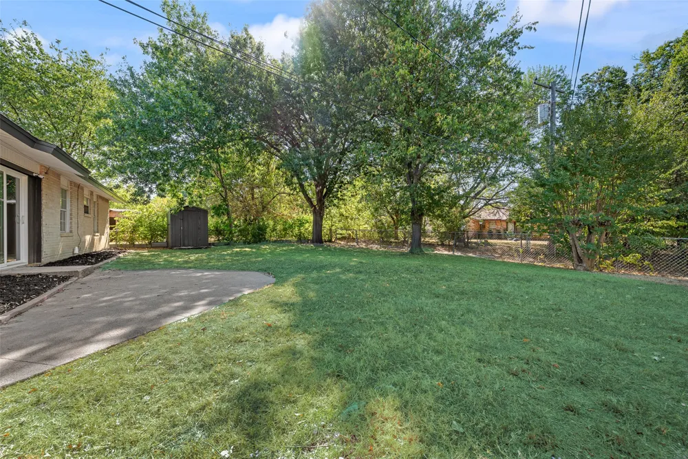 934 Fairwood Drive Dallas, TX 75232