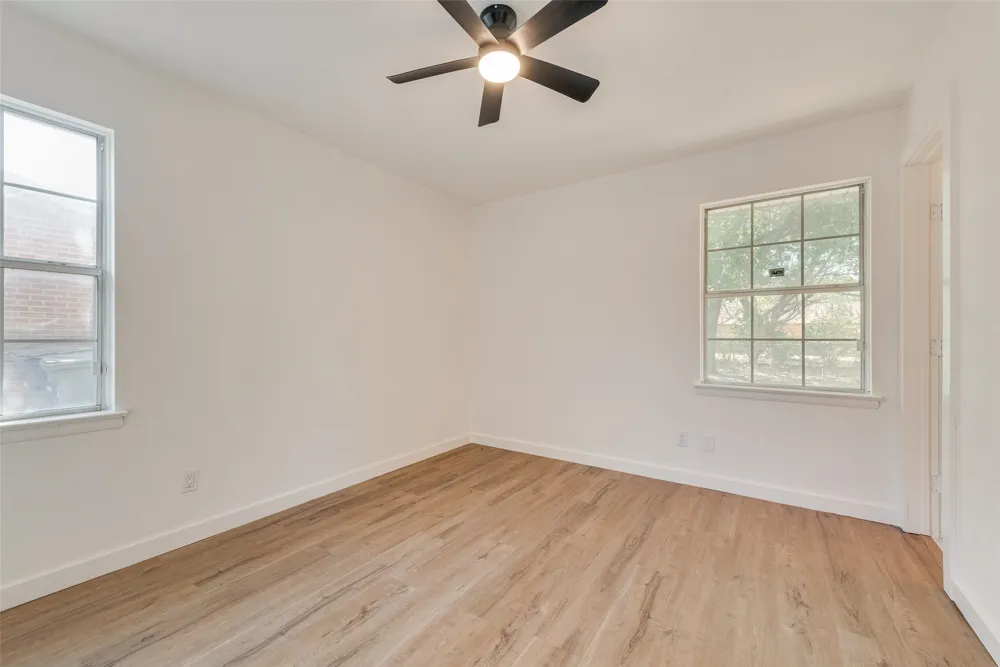 934 Fairwood Drive Dallas, TX 75232