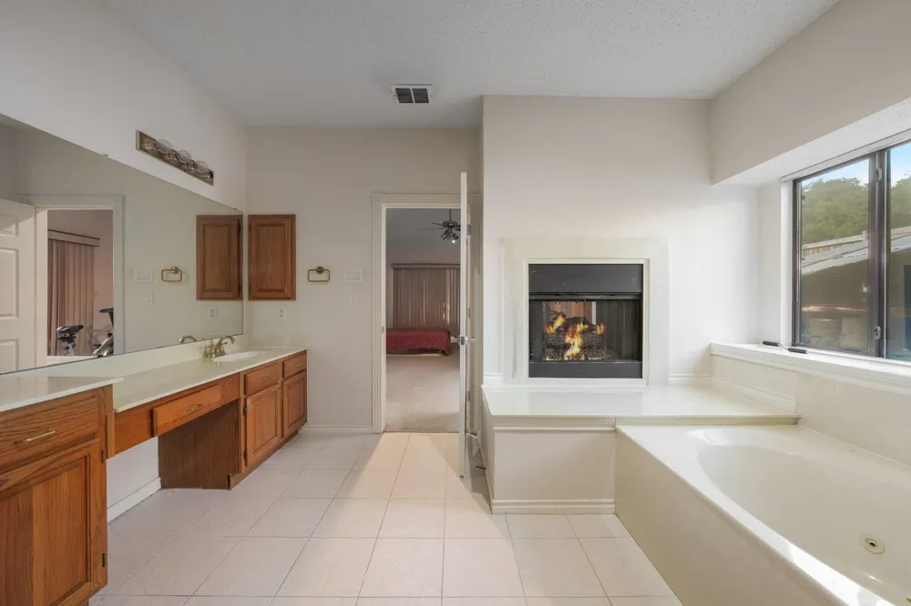 1812 Snowmass Drive Plano, TX 75025