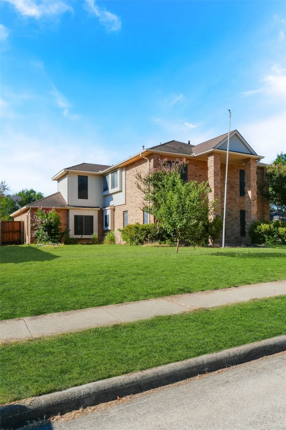 1812 Snowmass Drive Plano, TX 75025