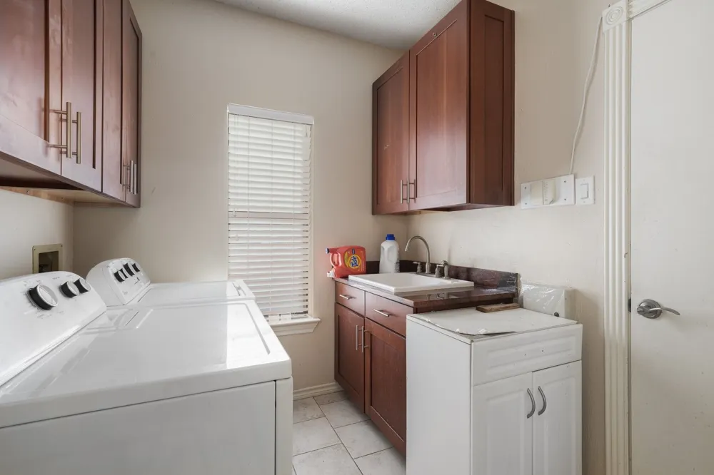 1812 Snowmass Drive Plano, TX 75025
