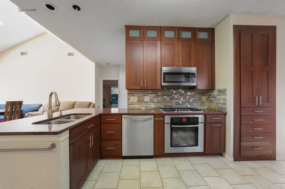 1812 Snowmass Drive Plano, TX 75025