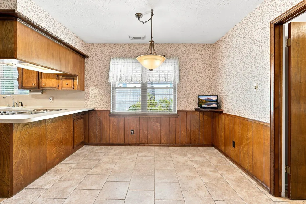 8126 Middlebury Lane Houston, TX 77070