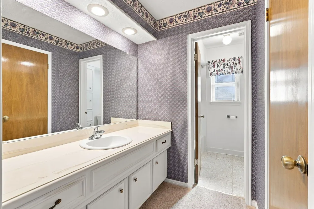 8126 Middlebury Lane Houston, TX 77070