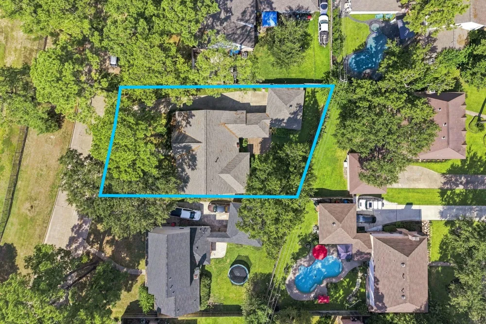 8126 Middlebury Lane Houston, TX 77070