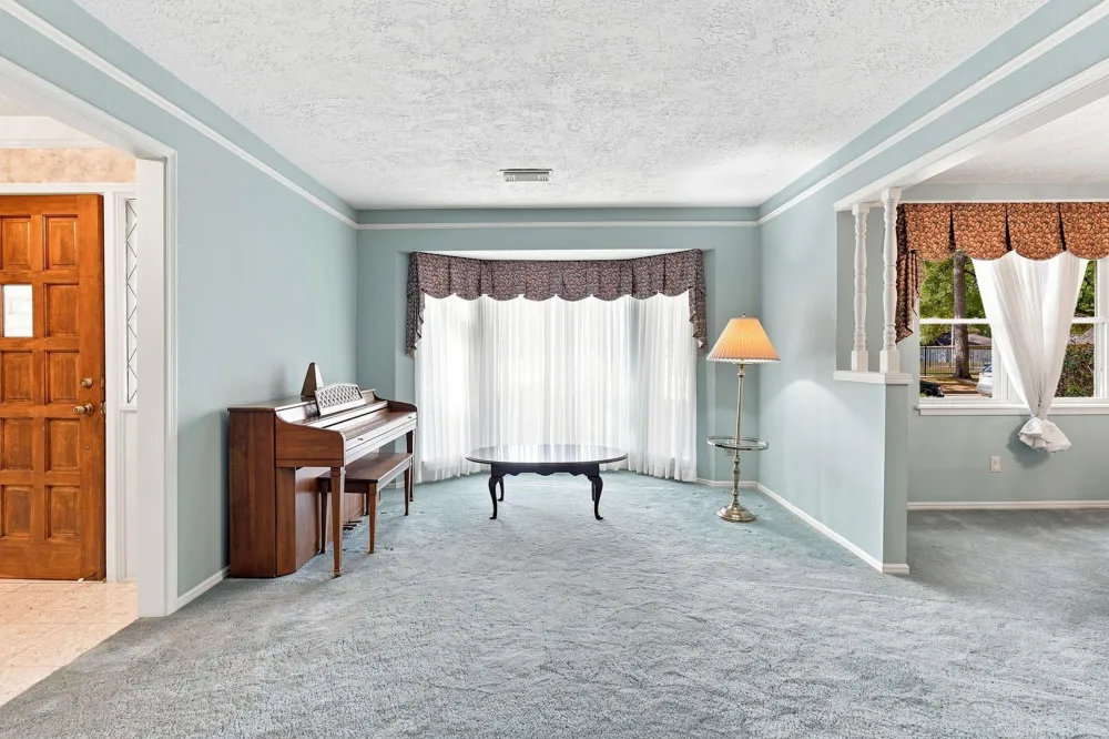 8126 Middlebury Lane Houston, TX 77070