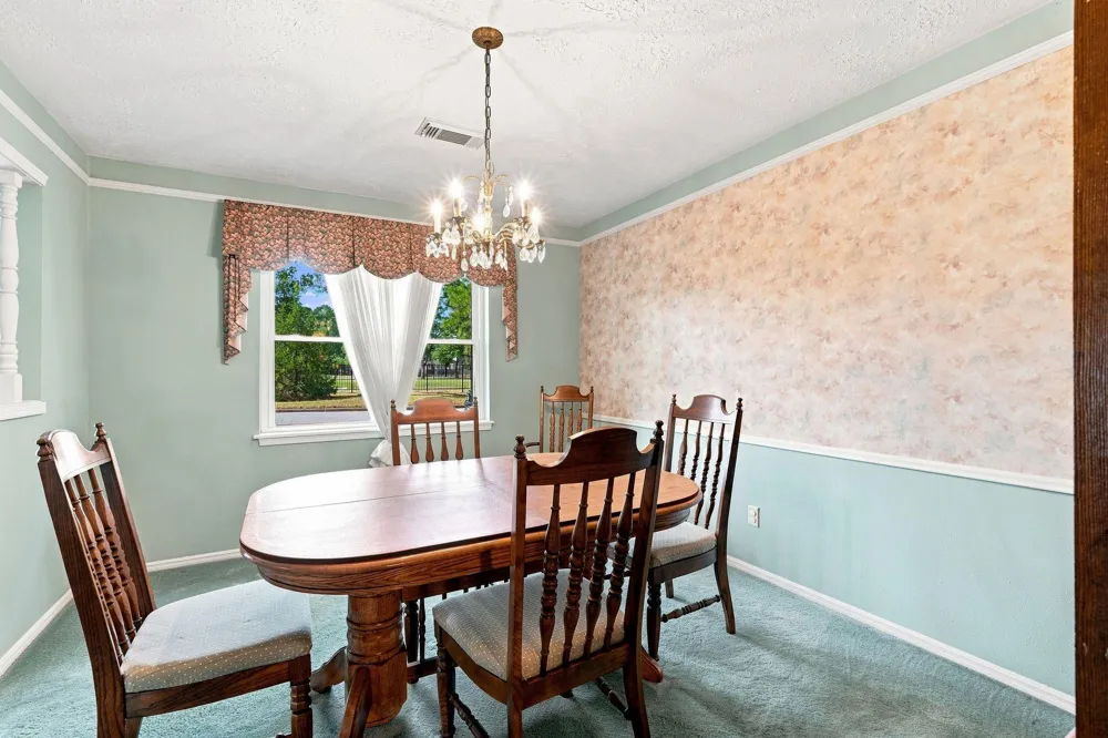 8126 Middlebury Lane Houston, TX 77070