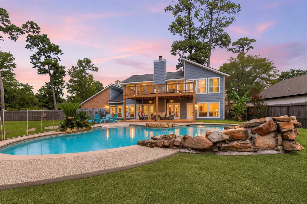 3039 Lake Island Drive Montgomery, TX 77356