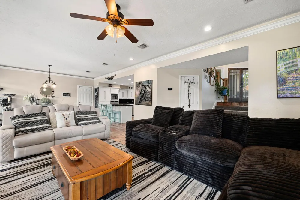 3039 Lake Island Drive Montgomery, TX 77356