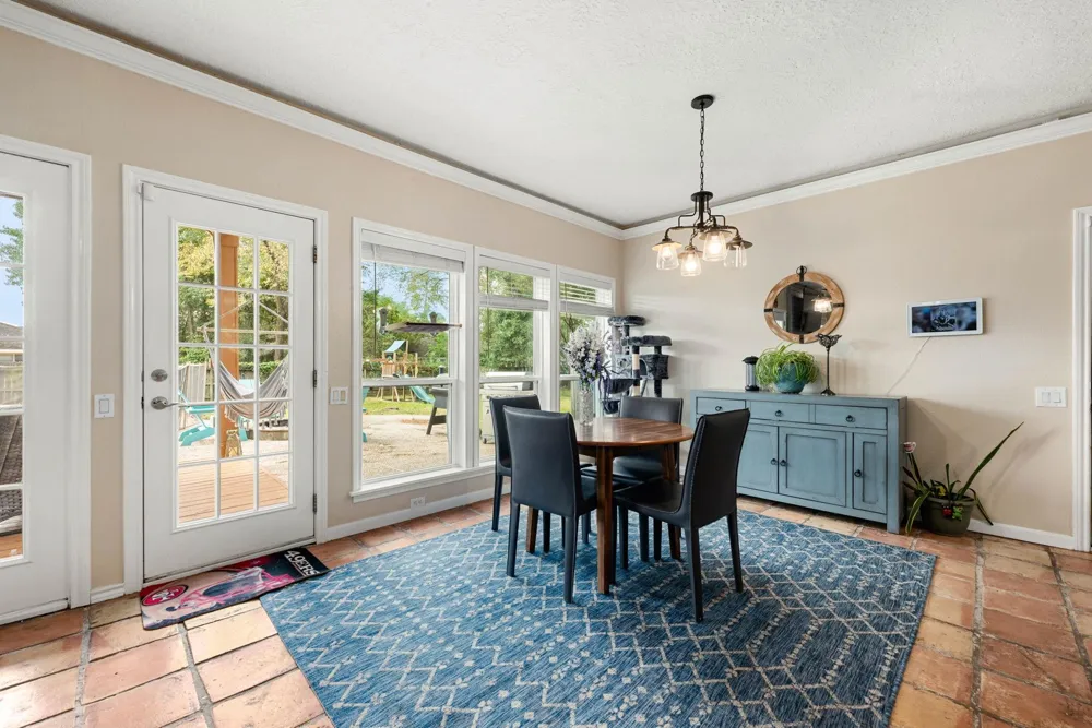 3039 Lake Island Drive Montgomery, TX 77356