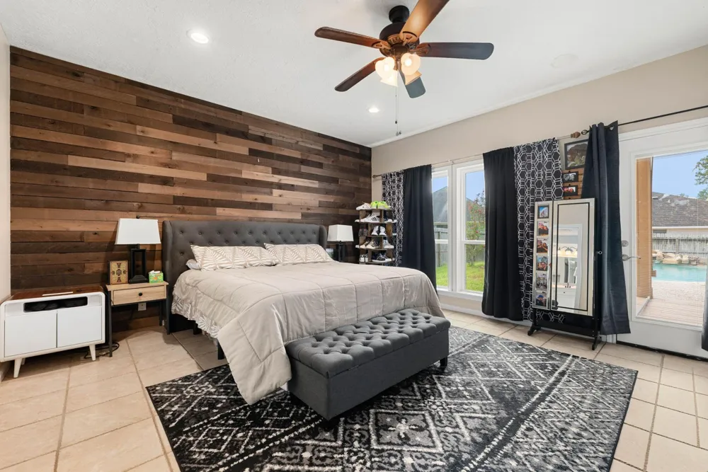 3039 Lake Island Drive Montgomery, TX 77356