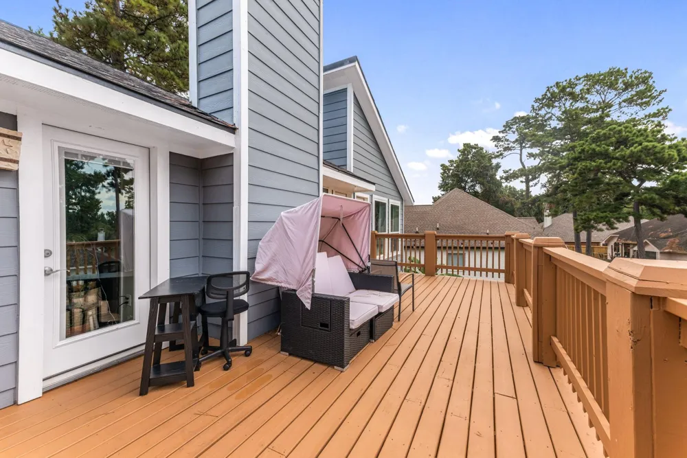 3039 Lake Island Drive Montgomery, TX 77356
