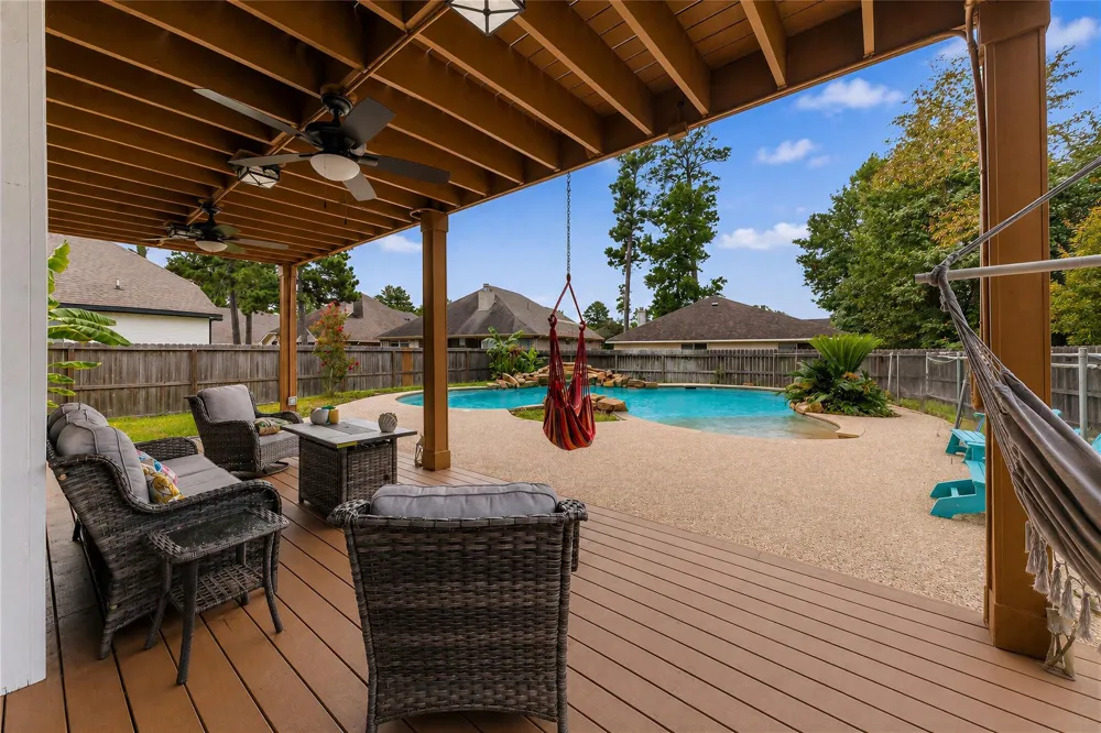 3039 Lake Island Drive Montgomery, TX 77356