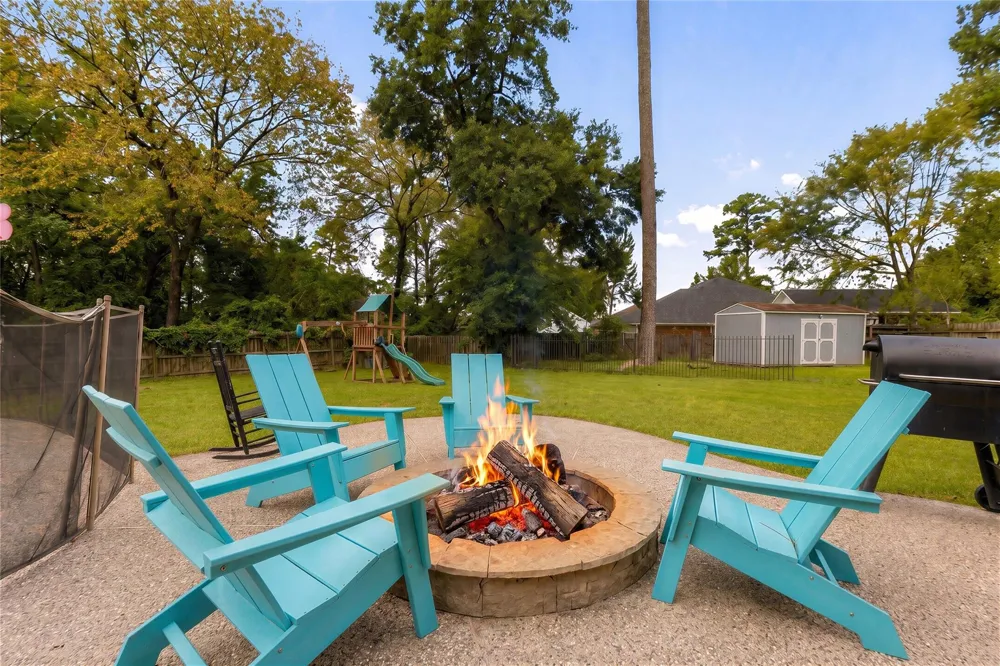 3039 Lake Island Drive Montgomery, TX 77356