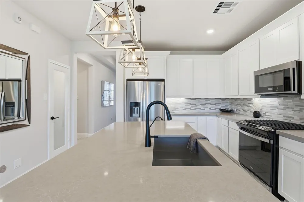 10126 Water Harbor Drive Missouri City, TX 77459