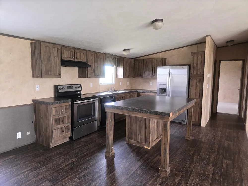 795 Road 5701 Cleveland, TX 77327