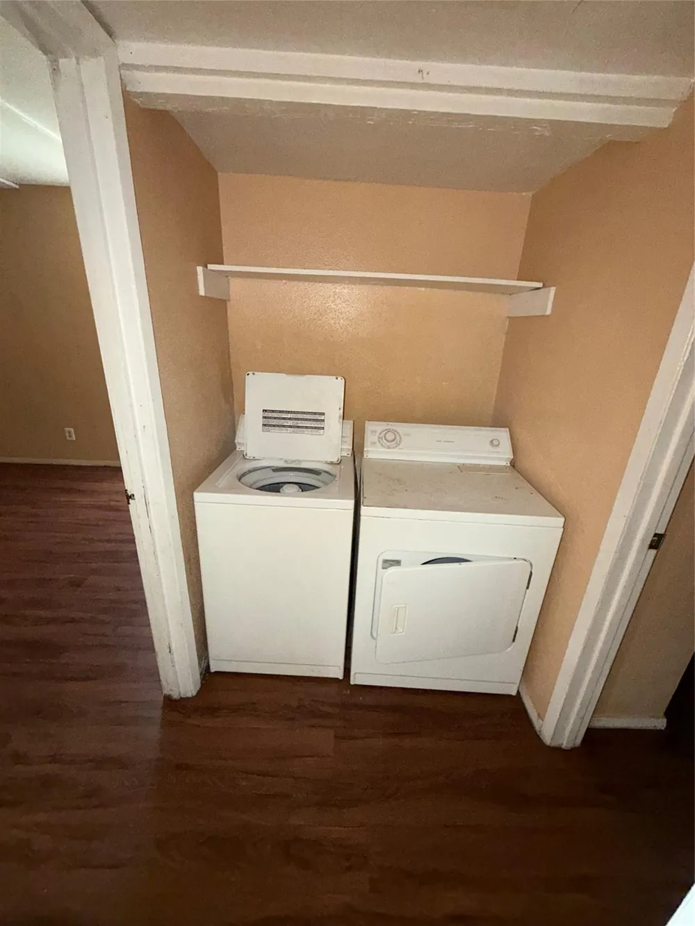 6200 W Tidwell Road #1903 Houston, TX 77092