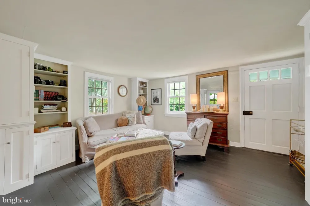 9 BUFFINGTON STREET Kennett Square, PA 19348