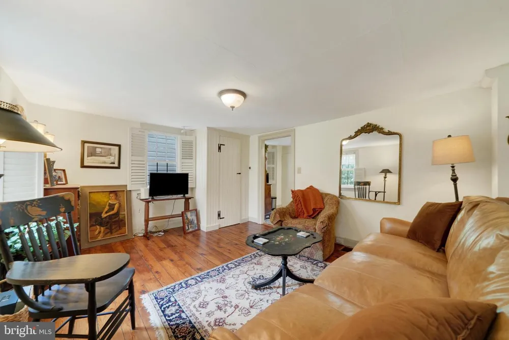 9 BUFFINGTON STREET Kennett Square, PA 19348