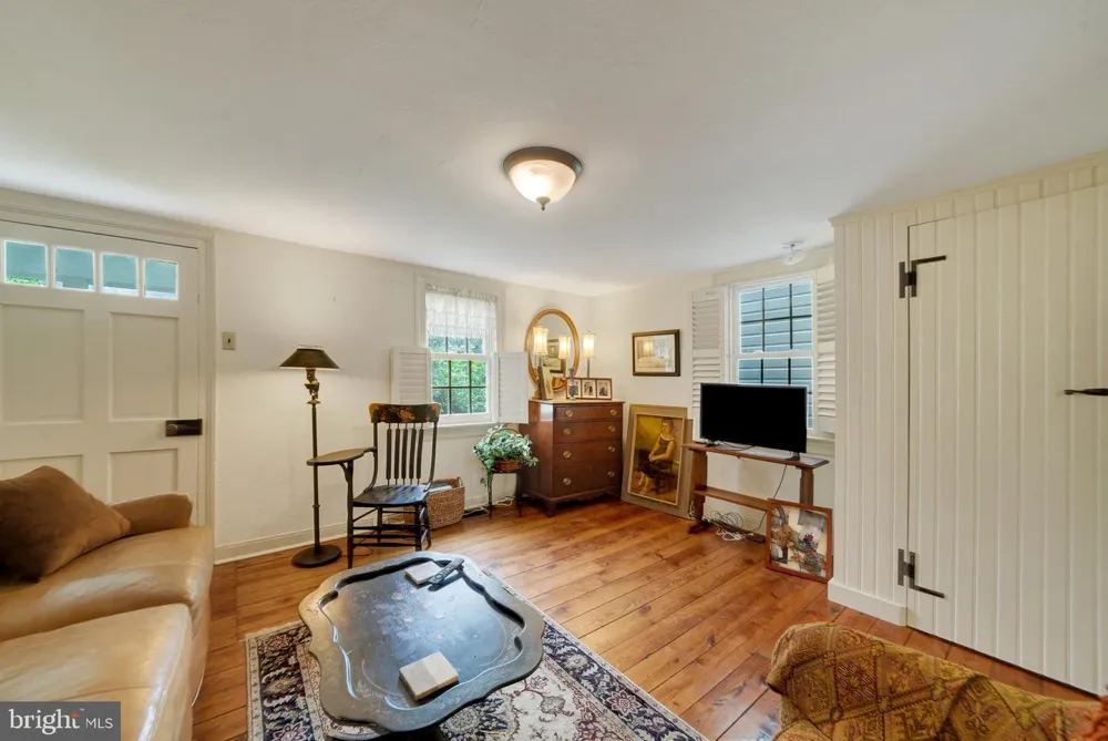 9 BUFFINGTON STREET Kennett Square, PA 19348