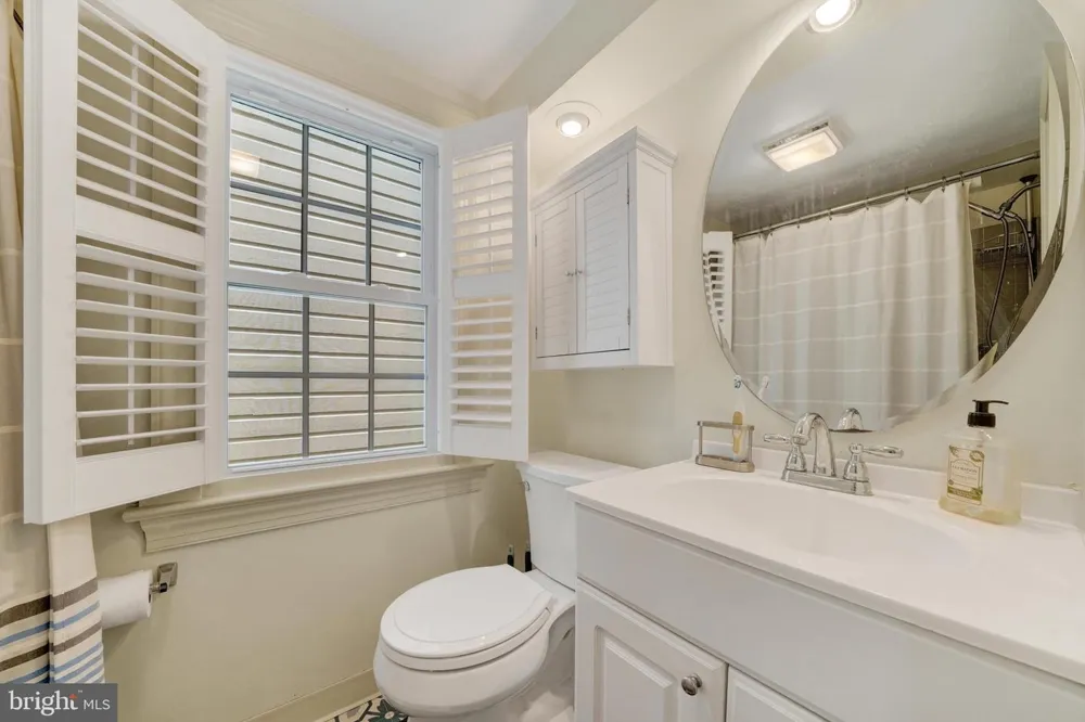 9 BUFFINGTON STREET Kennett Square, PA 19348