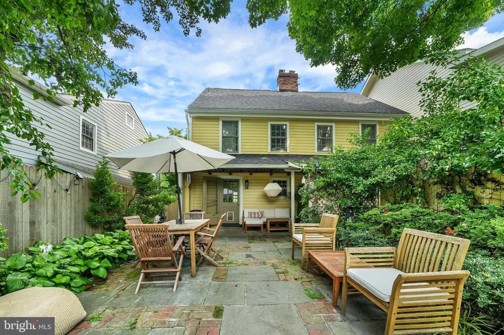 9 BUFFINGTON STREET Kennett Square, PA 19348