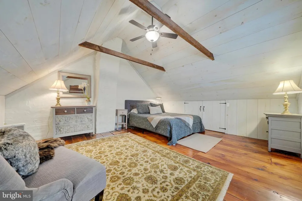 9 BUFFINGTON STREET Kennett Square, PA 19348