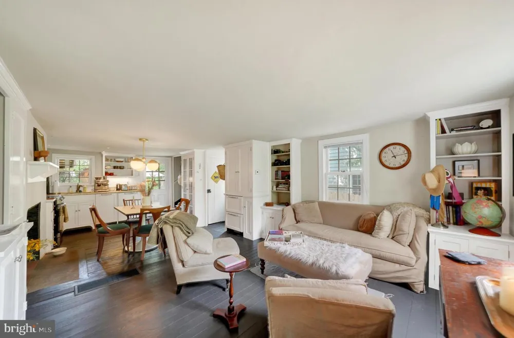 9 BUFFINGTON STREET Kennett Square, PA 19348