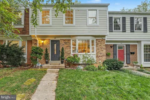 24 GOODPORT LANE