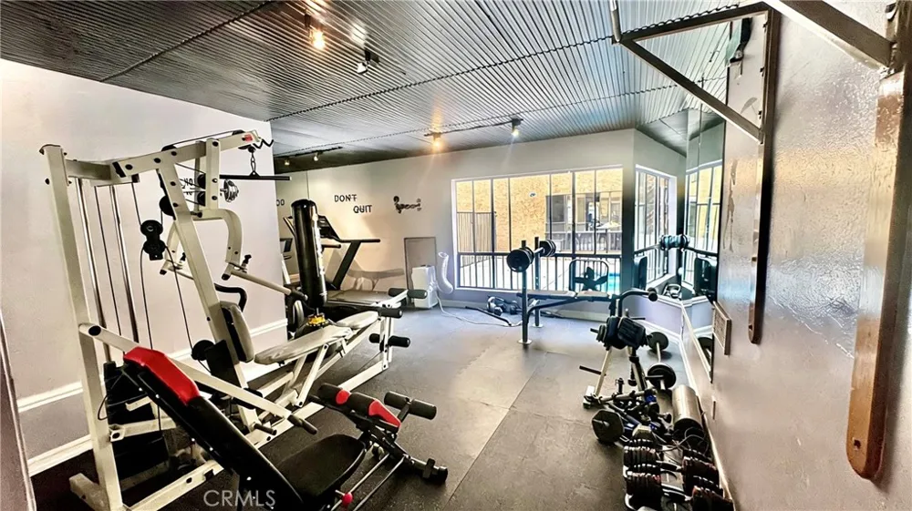 1735 Fuller Avenue #445 Los Angeles, CA 90046