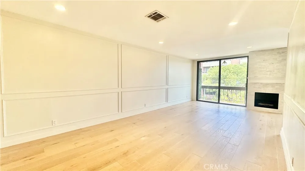 1735 Fuller Avenue #445 Los Angeles, CA 90046