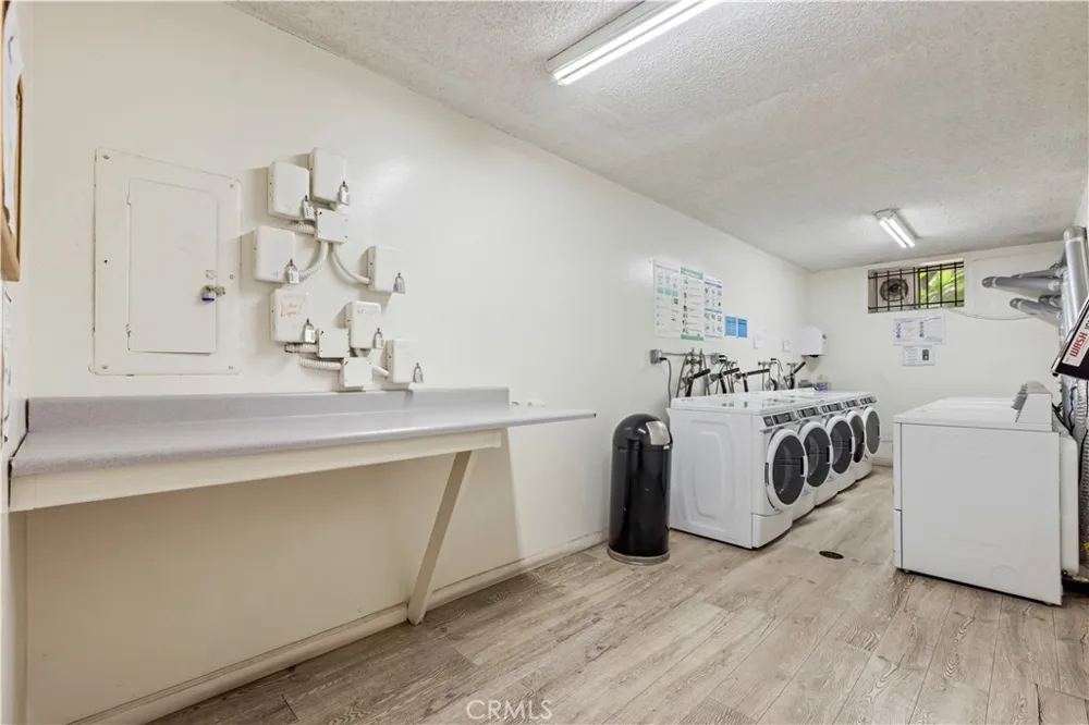1735 Fuller Avenue #445 Los Angeles, CA 90046