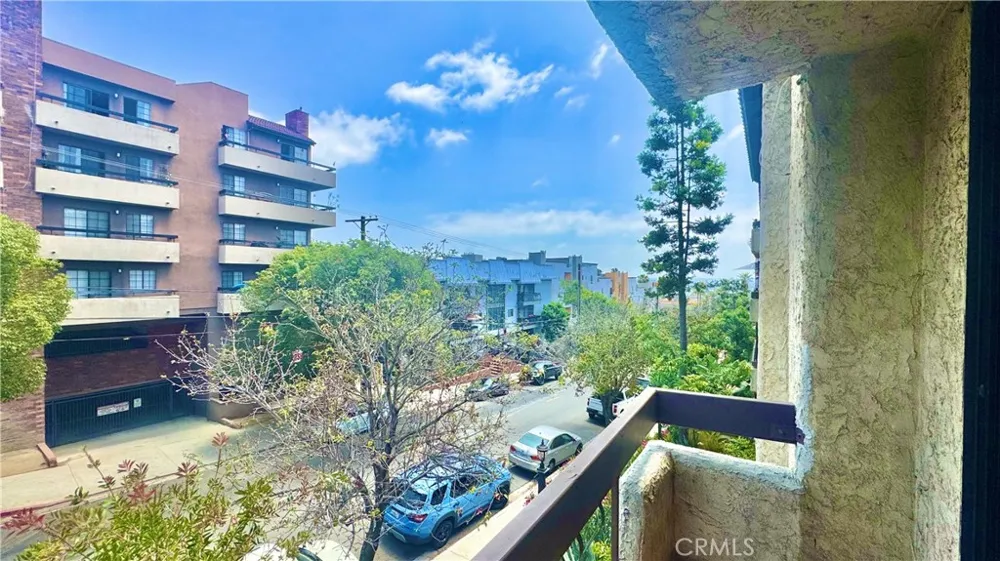 1735 Fuller Avenue #445 Los Angeles, CA 90046