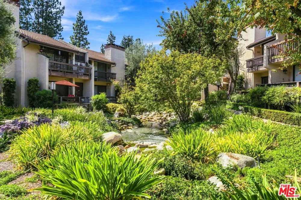 21801 Burbank Boulevard #83 Los Angeles, CA 91367