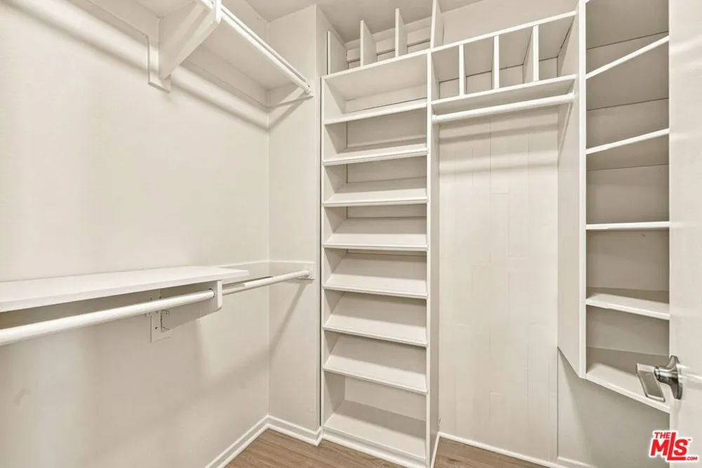 21801 Burbank Boulevard #83 Los Angeles, CA 91367