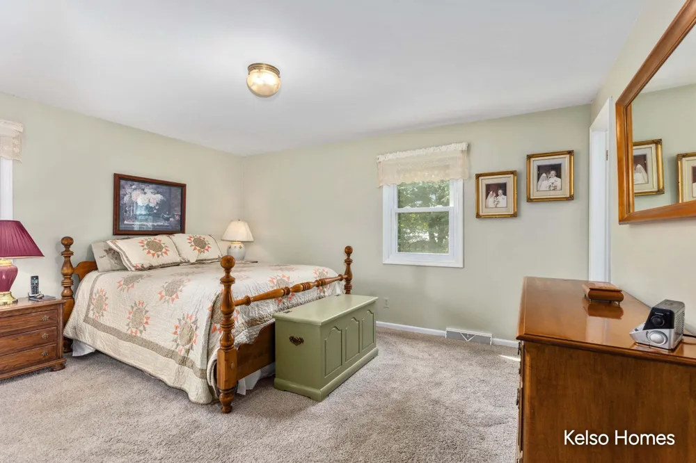 1704 Millbank Street SE Grand Rapids, MI 49508