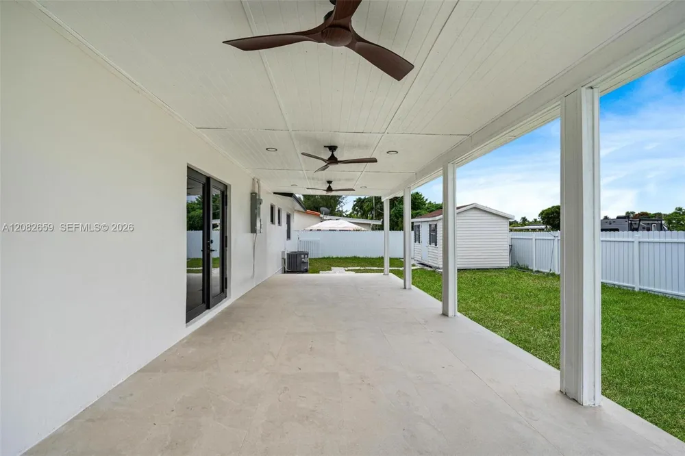 1700 SW 71st Ct Miami, FL 33155