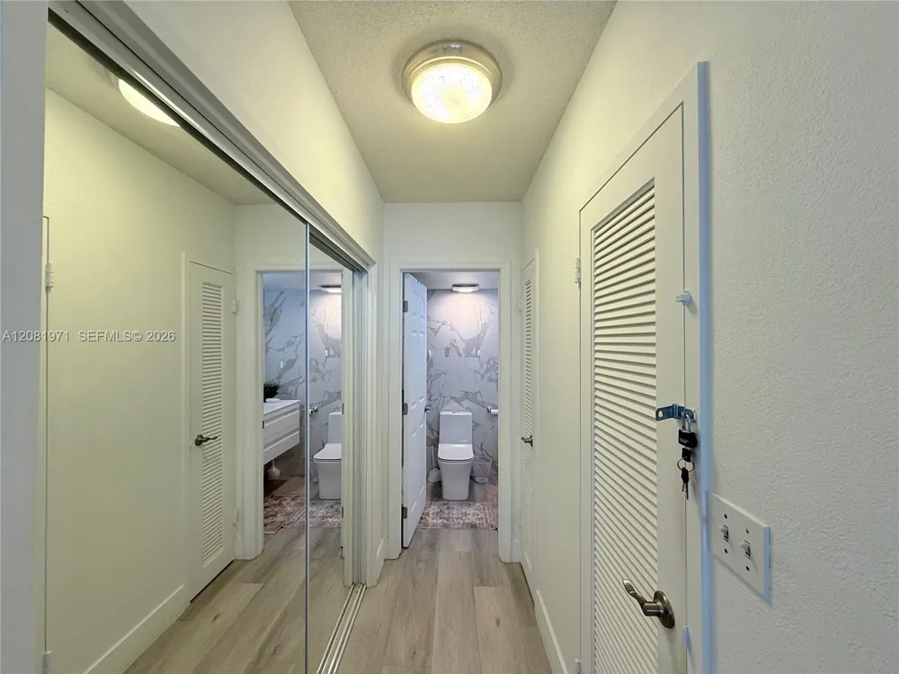 3725 S Ocean Dr #423 Hollywood, FL 33019