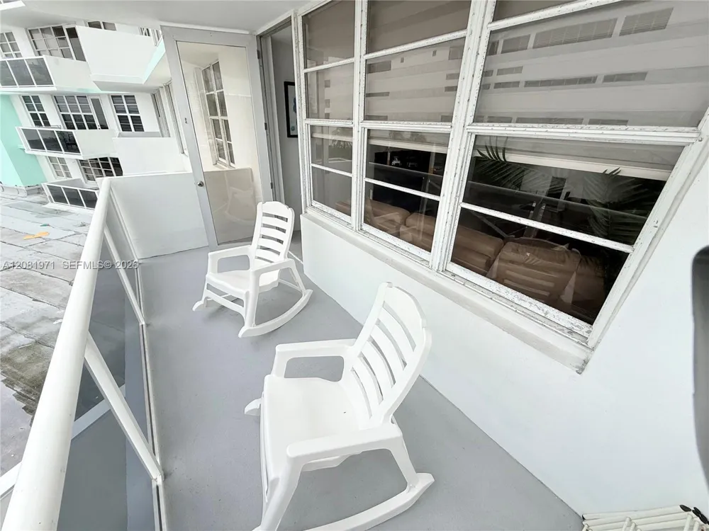 3725 S Ocean Dr #423 Hollywood, FL 33019