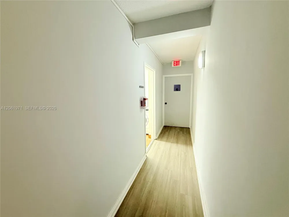 3725 S Ocean Dr #423 Hollywood, FL 33019